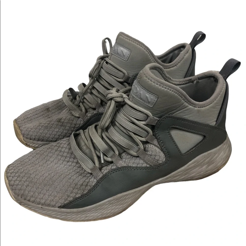 Jordan‎ Formula 23 Gray 2017 size 9 mens sneakers